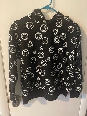 wonder nation Black & White Smiley and Heart Pullover Hoodie
